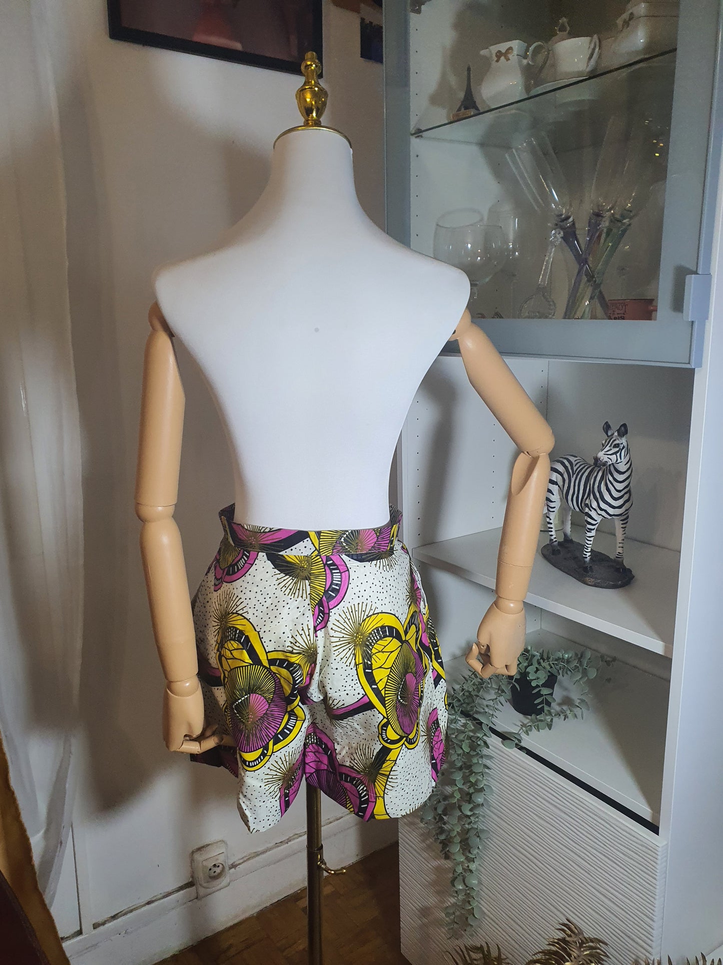 Short femme africain violet