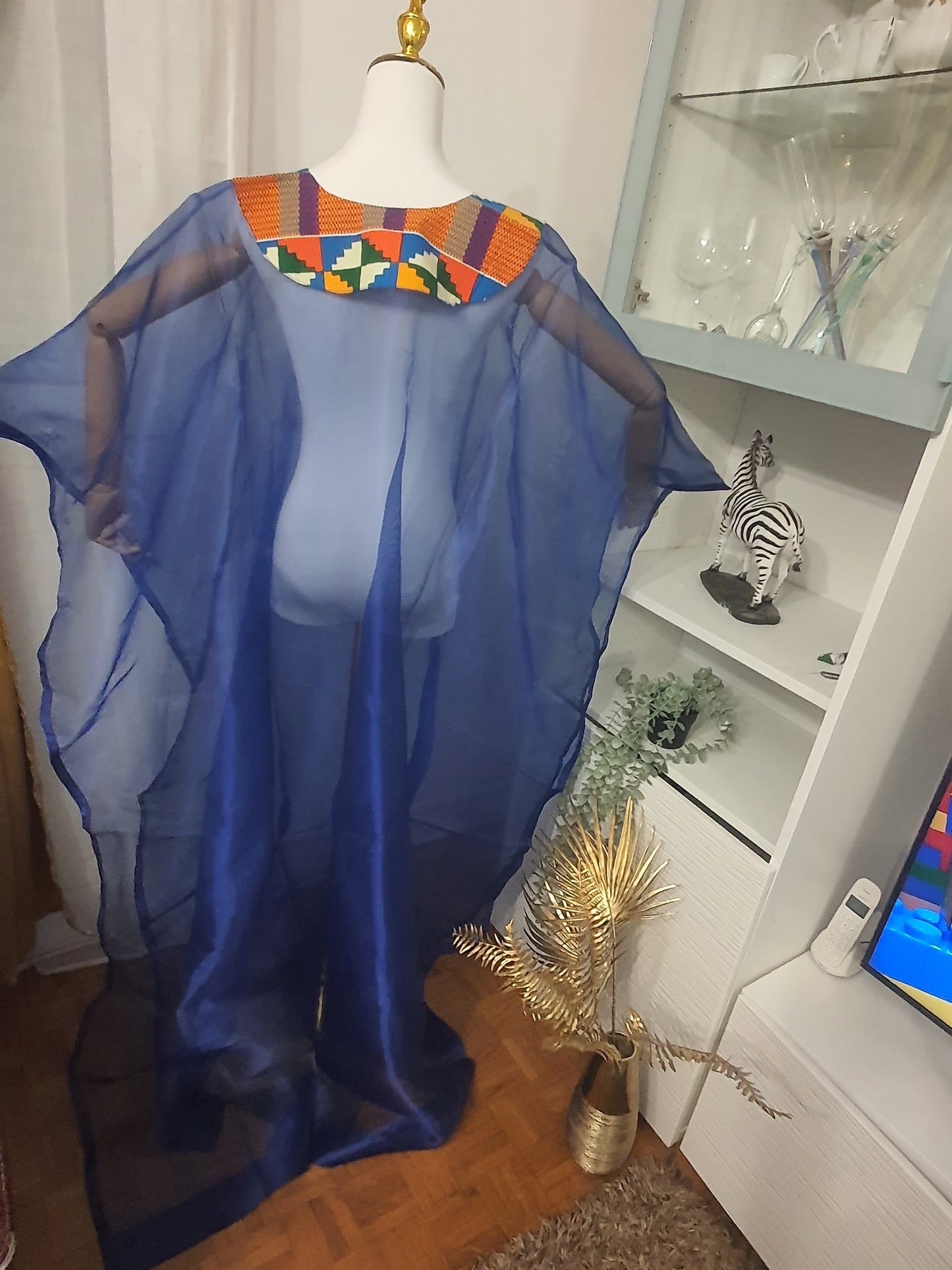 Kimono africain femme en voile bleu chic ethnique et fluide