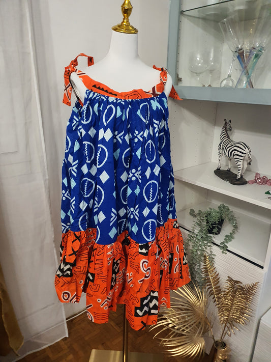 Robe africaine mini coloré bleu/orange à bretelles nœuds
