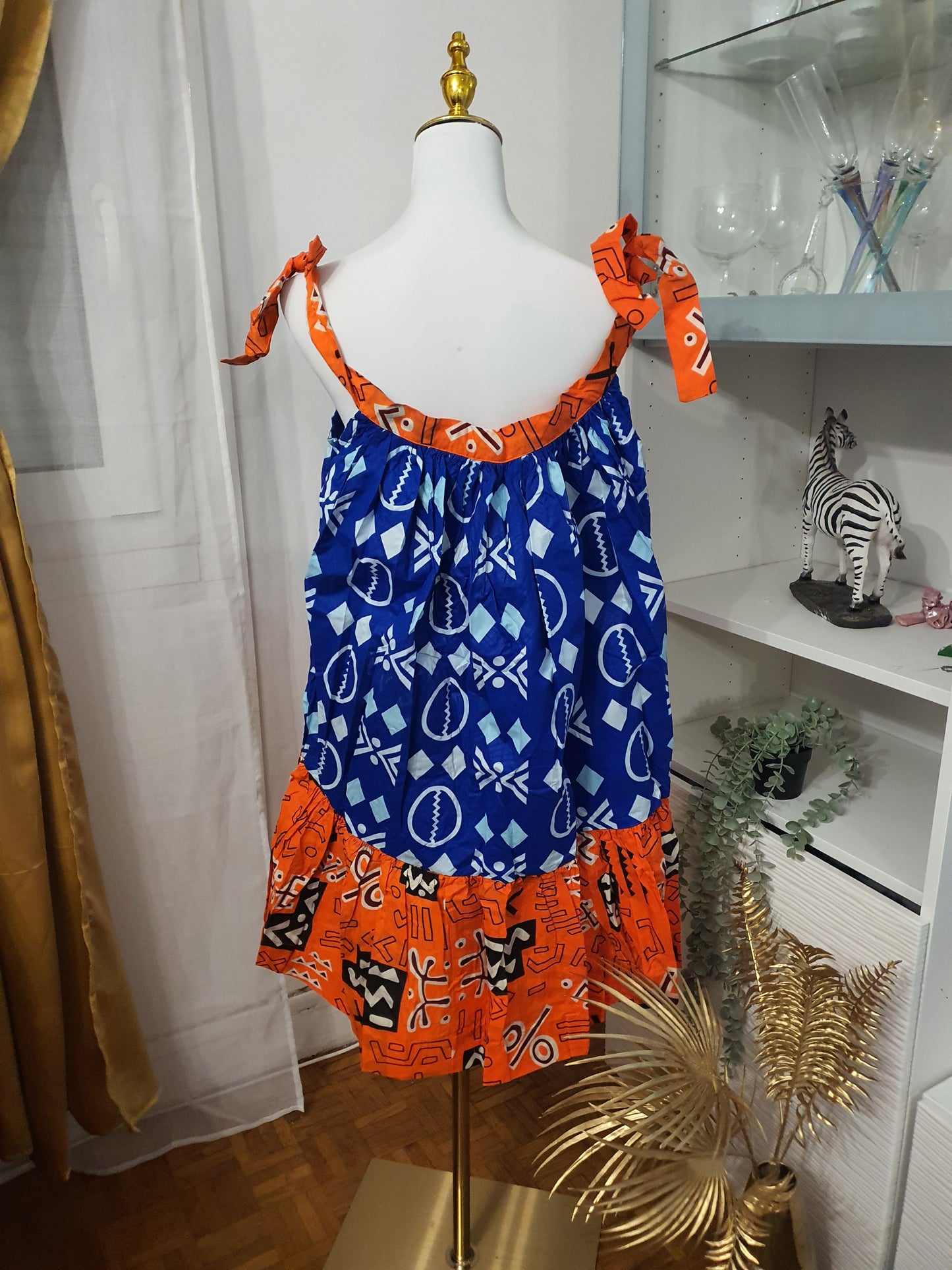 Robe africaine mini coloré bleu/orange à bretelles nœuds