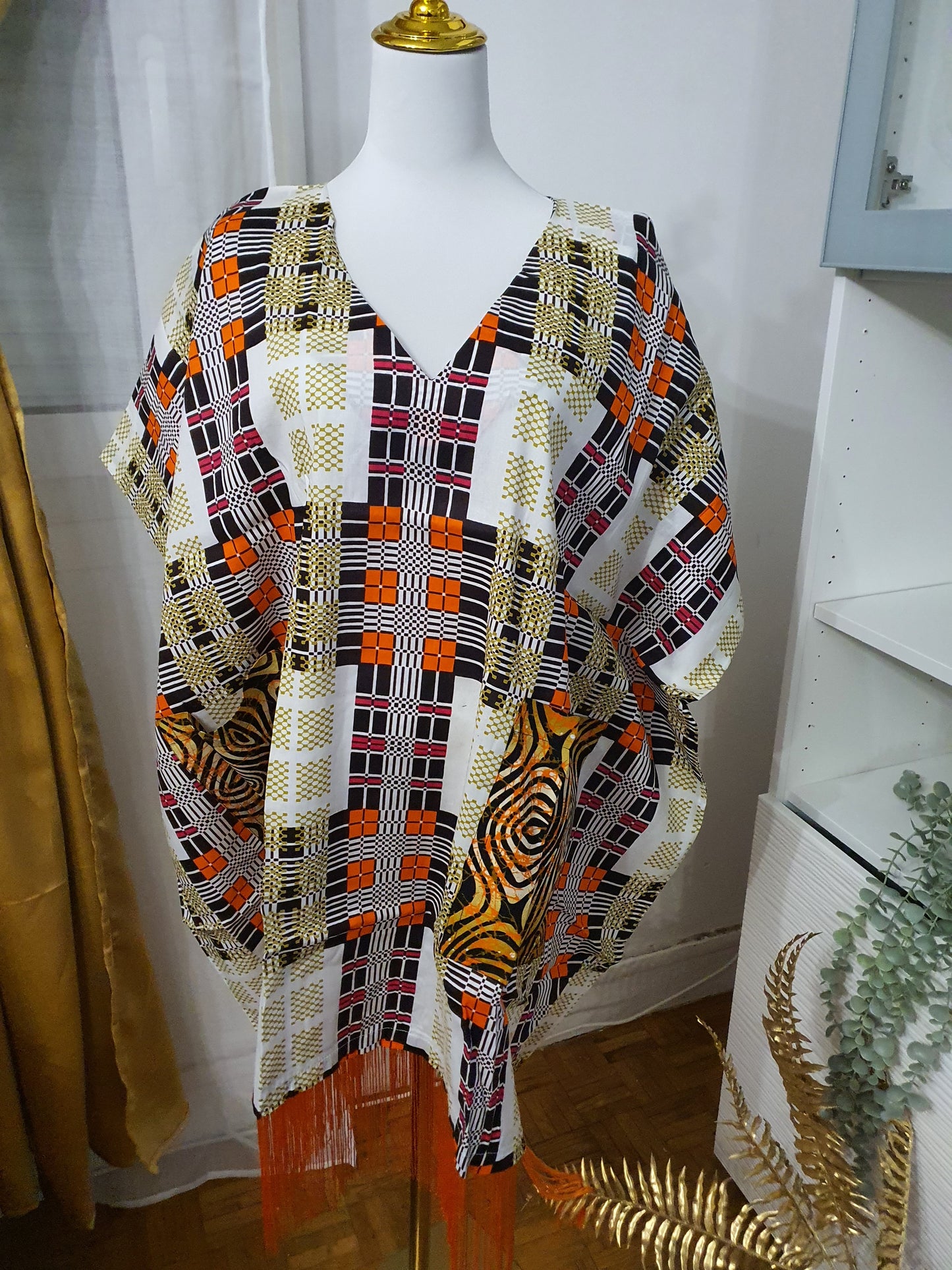 Robe africaine à frange imprimé damier coloré et franges orange