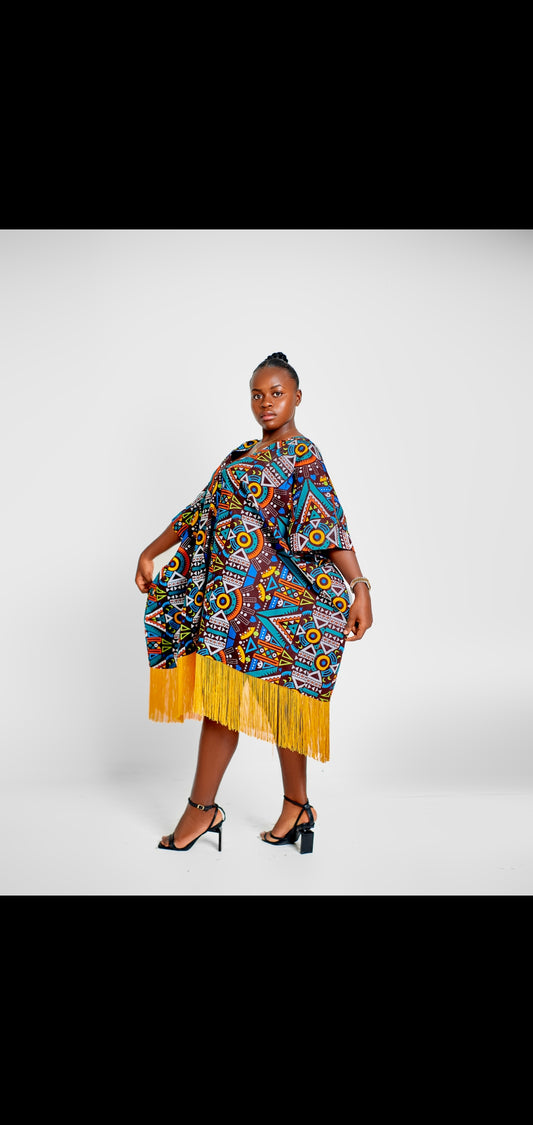 Robe africaine à frange jaune chic moderne et colorée