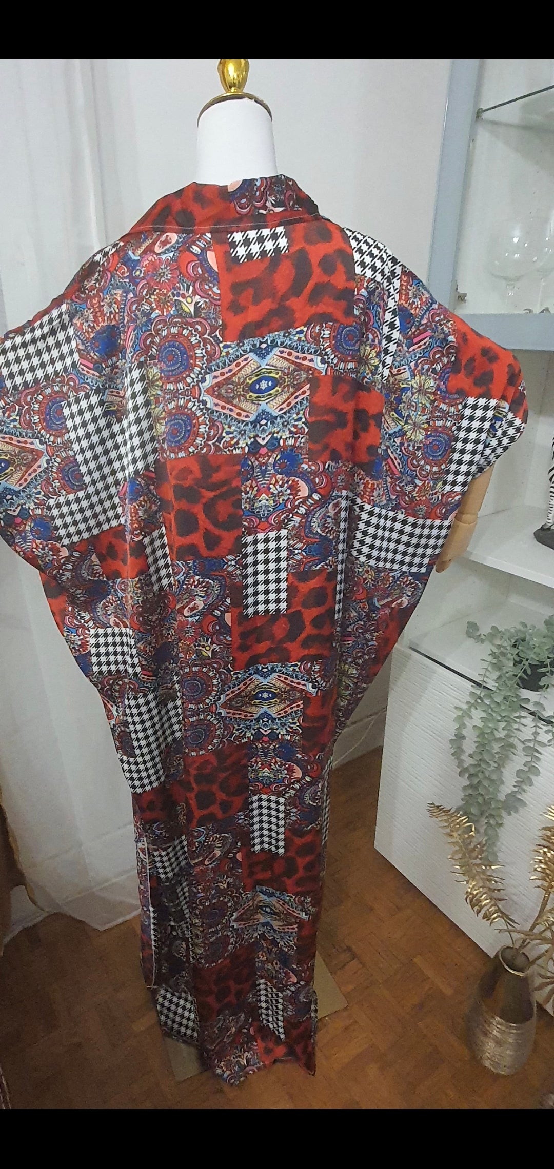 Robe longue fluide rouge bleue tendance et chic