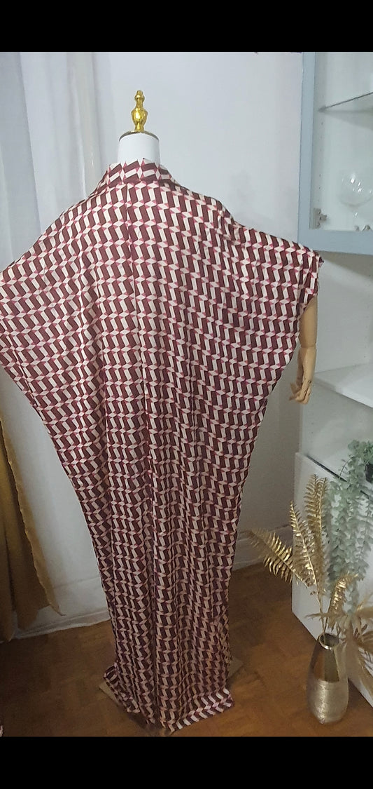 Robe longue fluide imprimé bordeaux chic